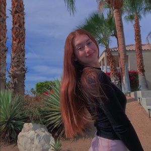 Meet your Posher, Alyson